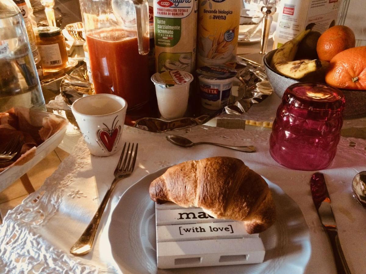 Da Coco E Mini,L'Angolo Per Ceramiste In Viaggio - Faenza Exteriör bild